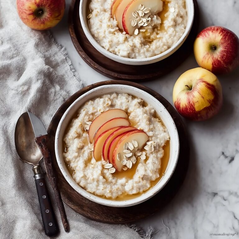 Caramel Apple Oatmeal: A Cozy Fall Breakfast Recipe