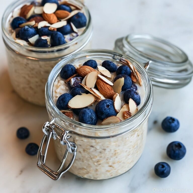 Blueberry Almond Overnight Oats Recipe