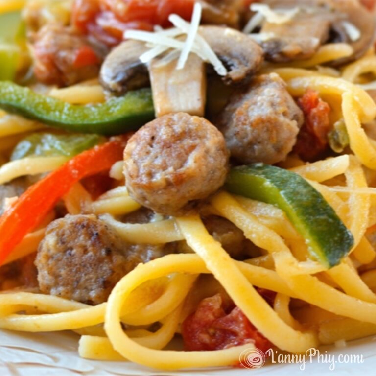 Pasta with Italian Sausage, Peppers, and Onions Recipe